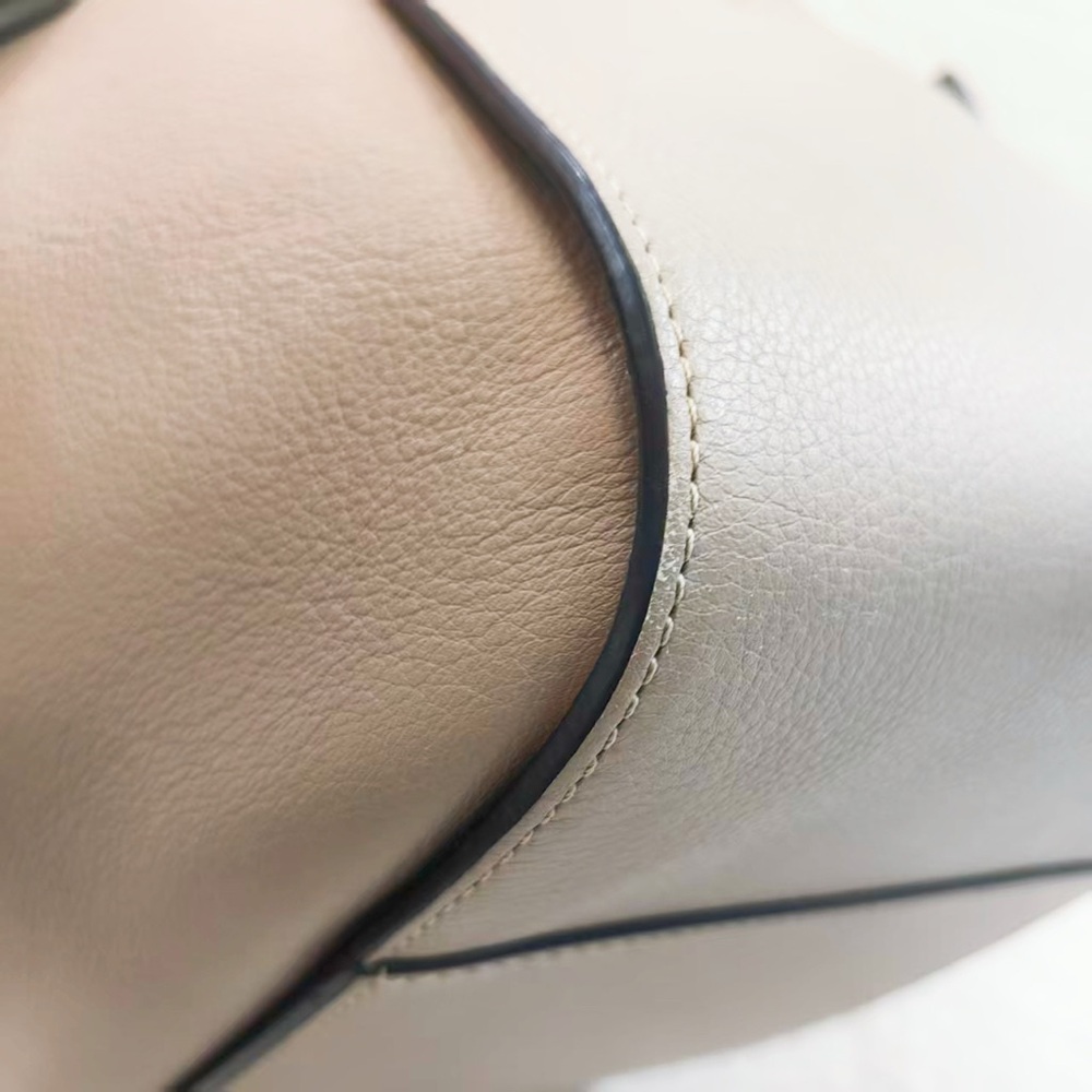 LOEWE Beige Hammock Shoulder Bag - Picture 4 of 12
